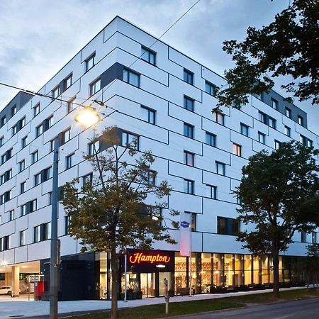 Hampton By Hilton Vienna Messe Hotel Exterior photo